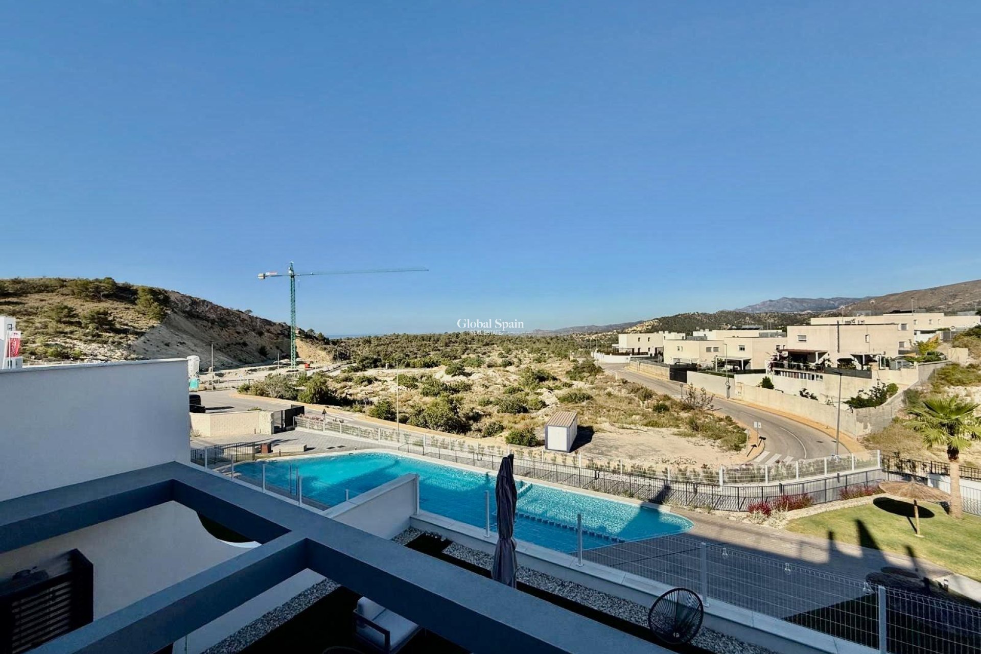 Resale - APARTMENT -
FINESTRAT