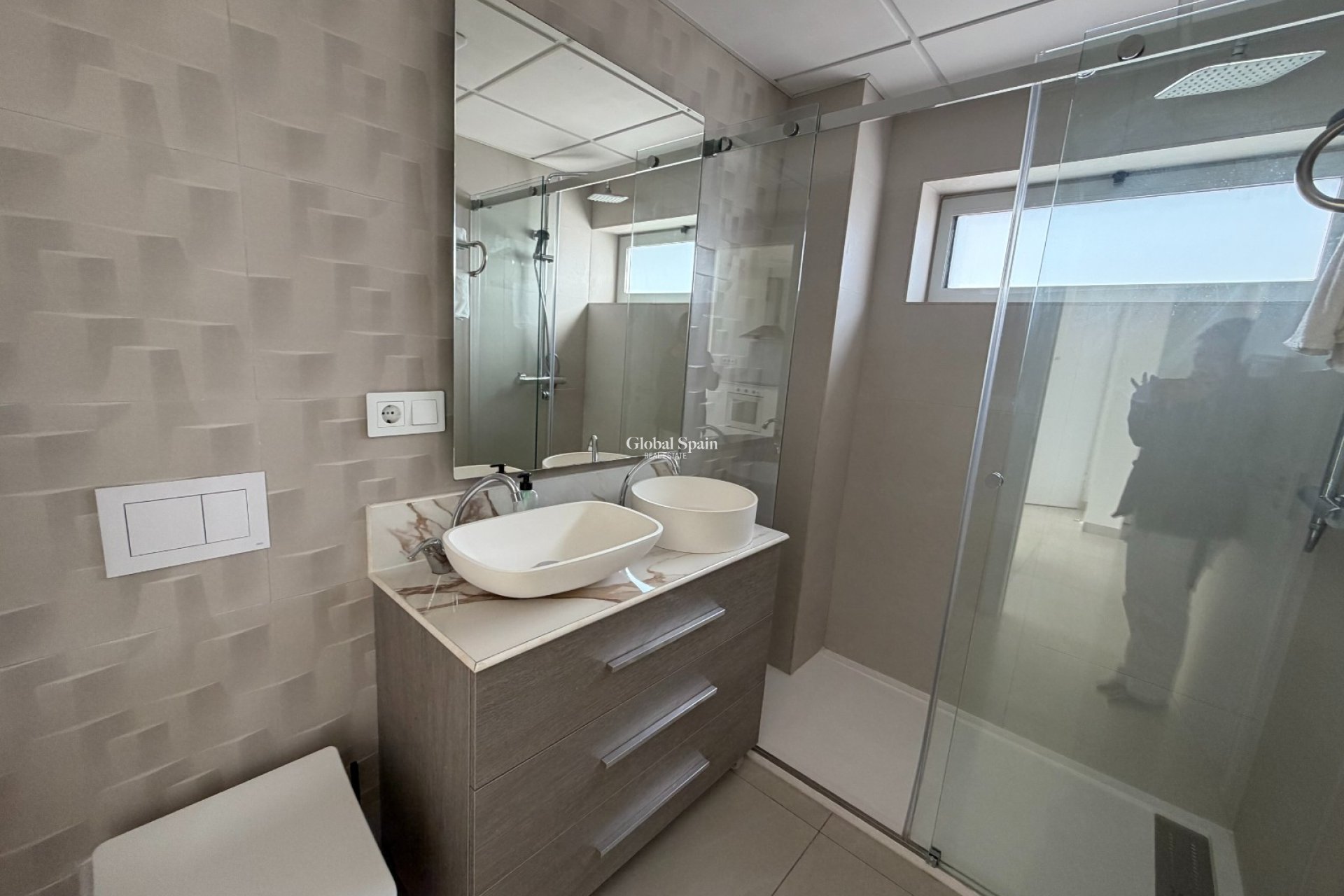 Resale - APARTMENT -
FINESTRAT