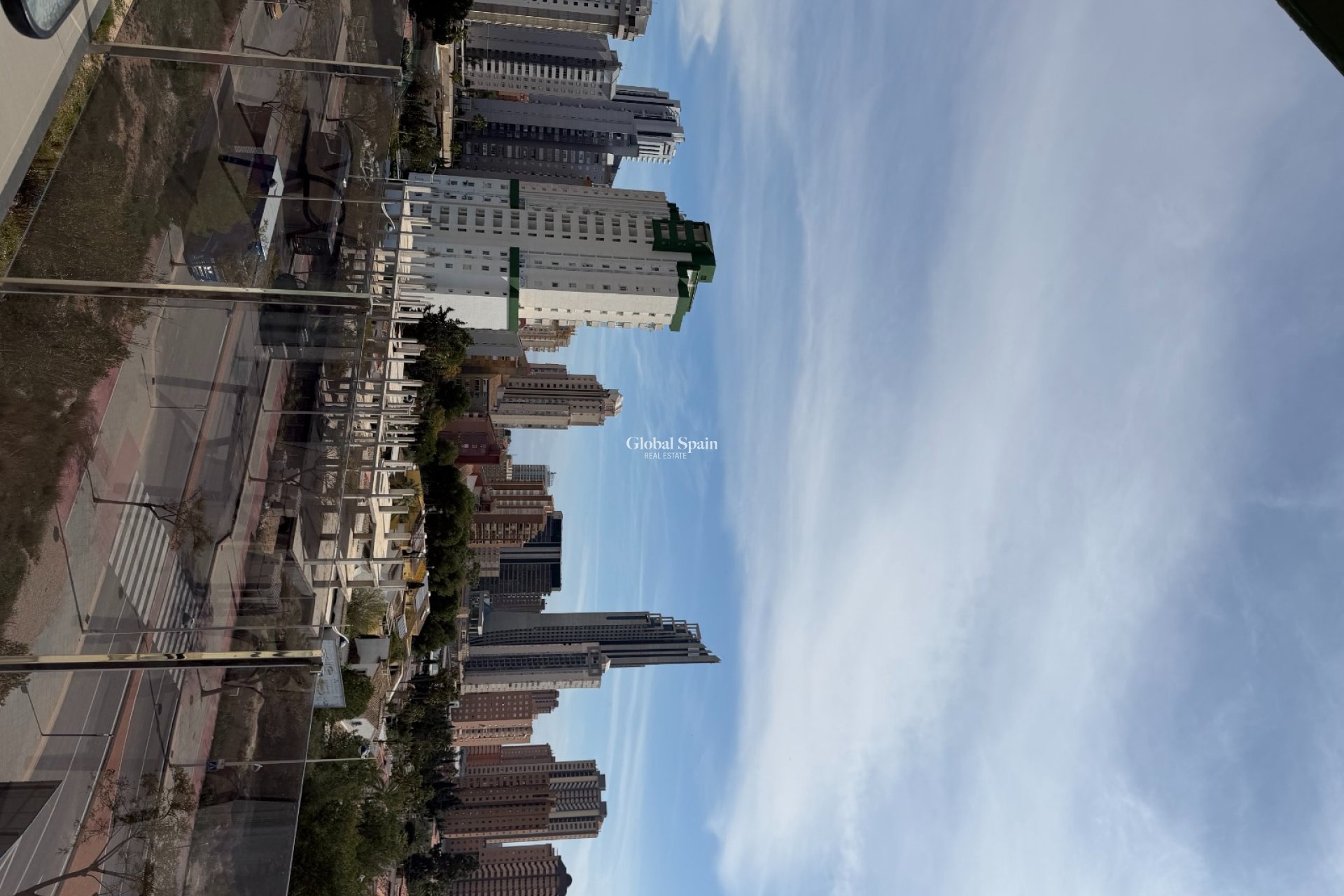 Resale - APARTMENT -
FINESTRAT