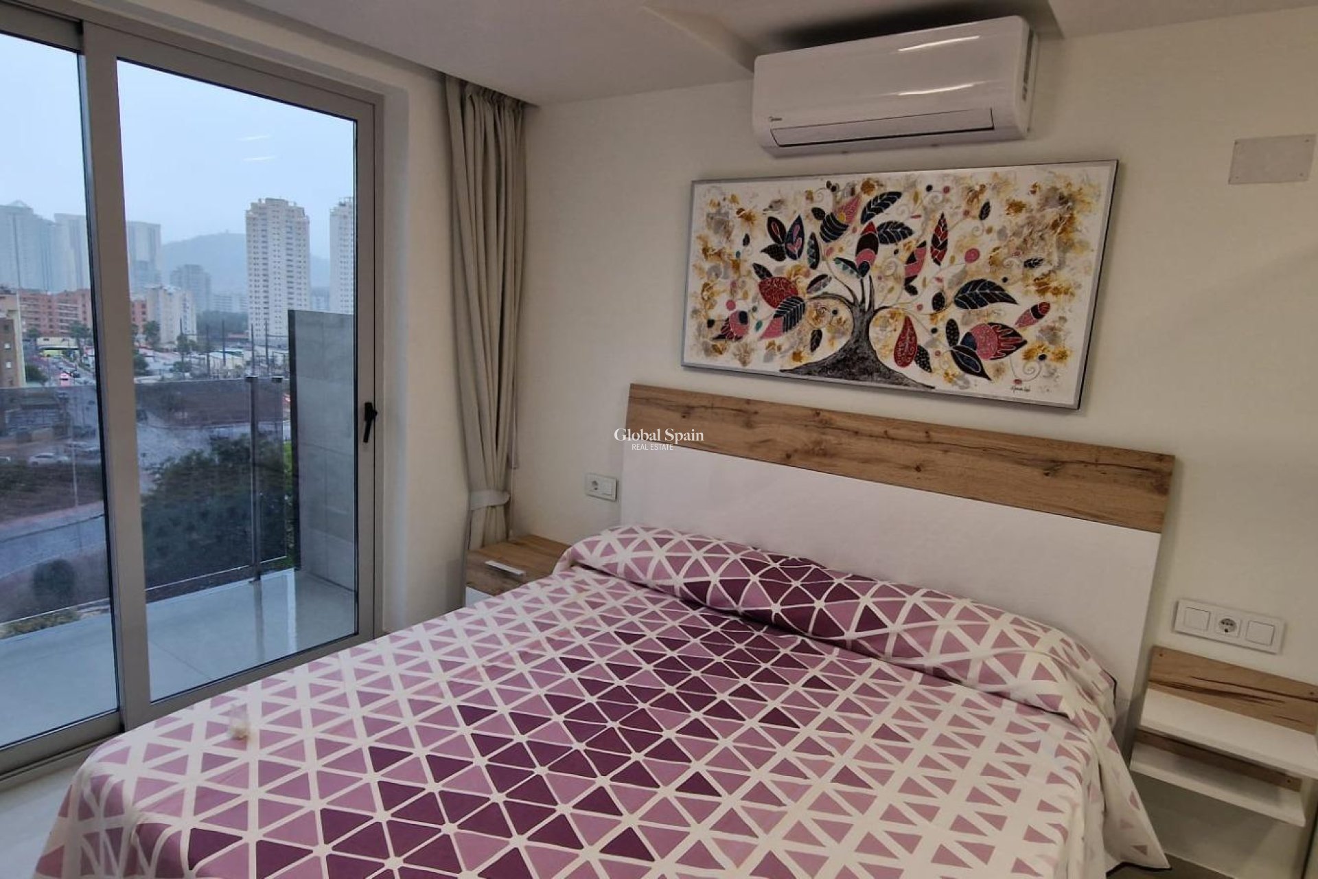 Resale - APARTMENT -
FINESTRAT