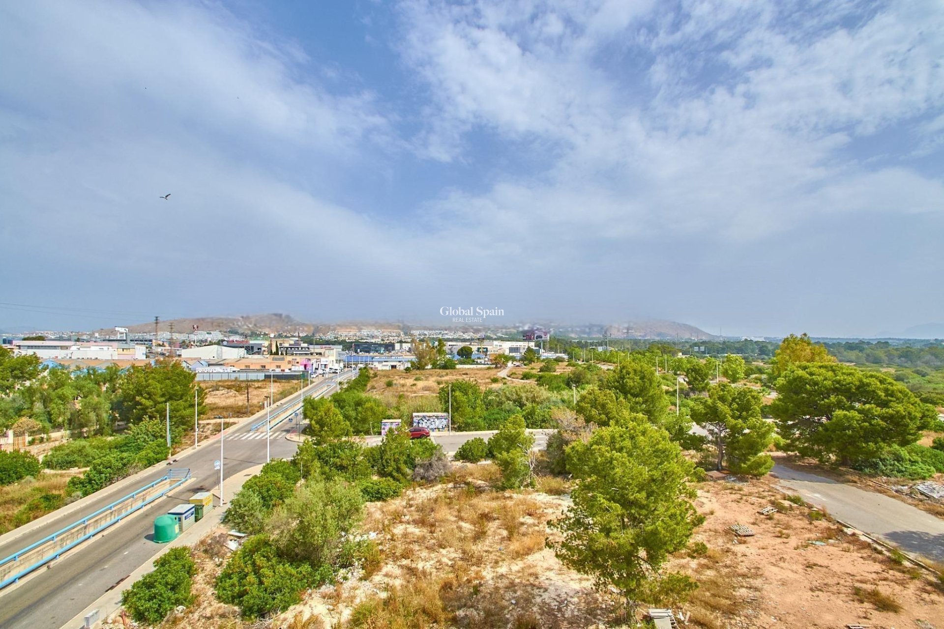 Resale - APARTMENT -
FINESTRAT