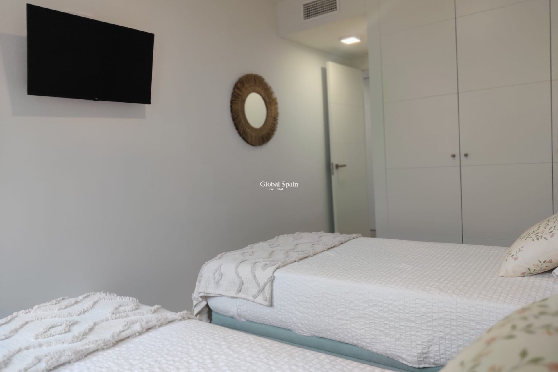 Resale - APARTMENT -
FINESTRAT