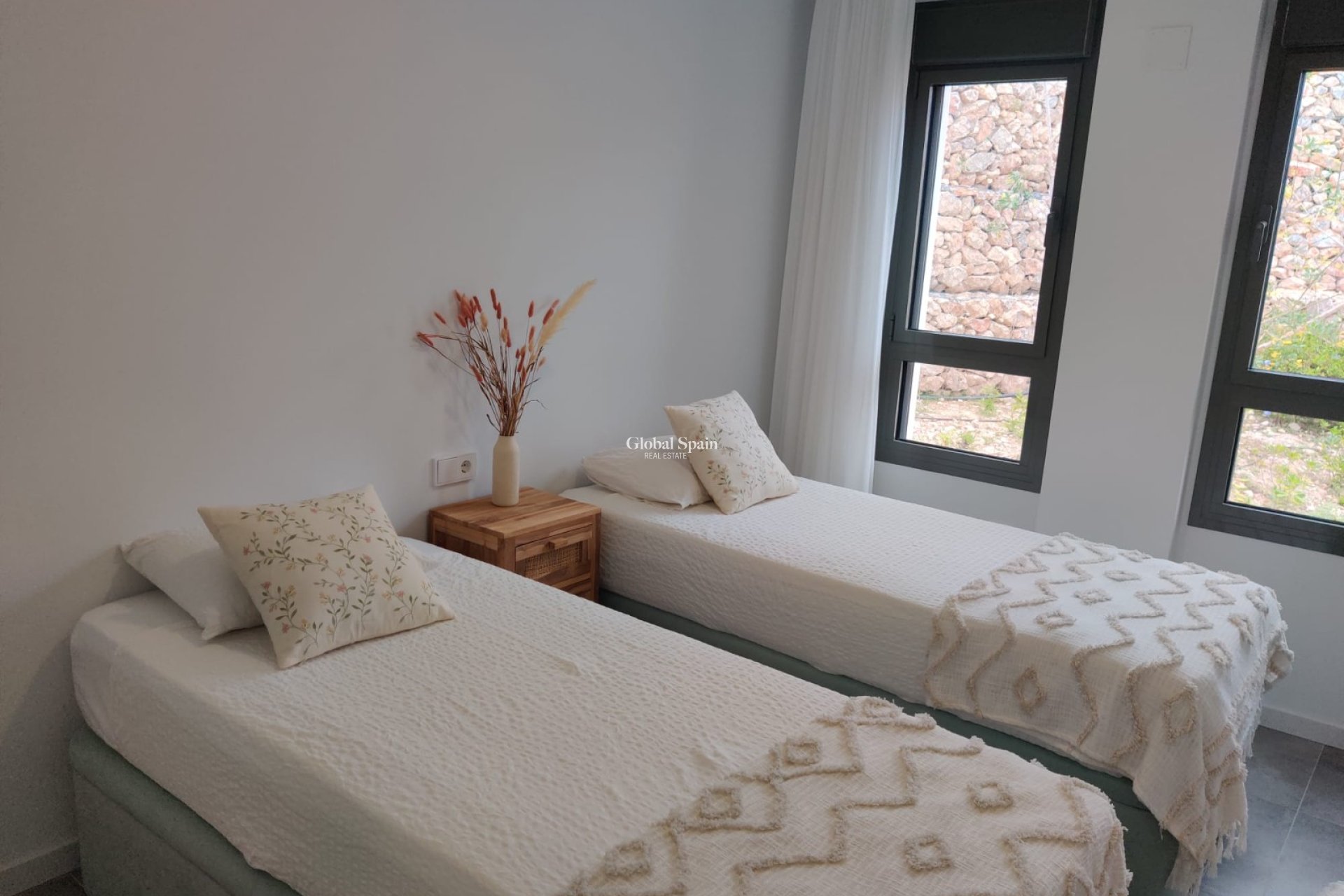 Resale - APARTMENT -
FINESTRAT