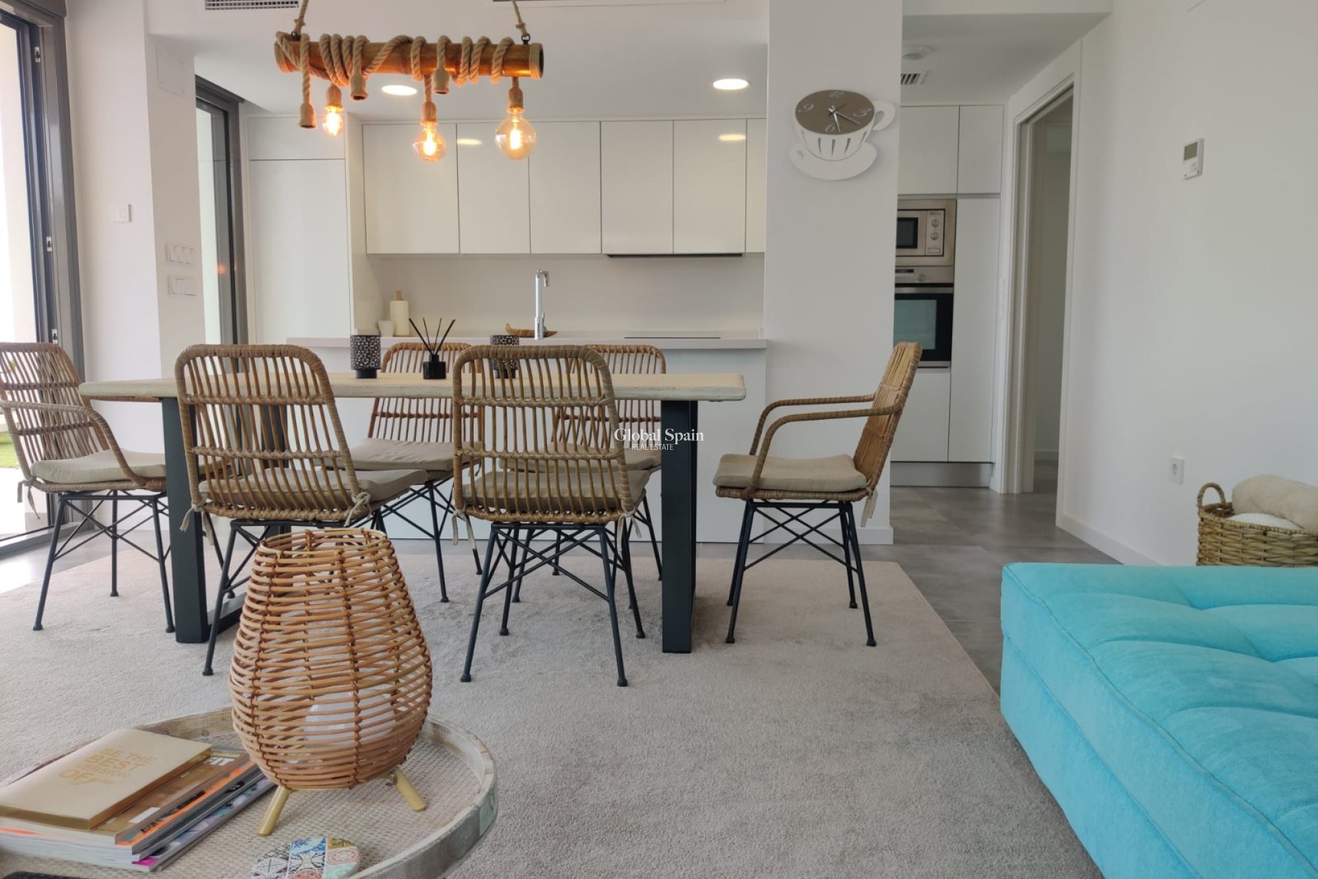 Resale - APARTMENT -
FINESTRAT