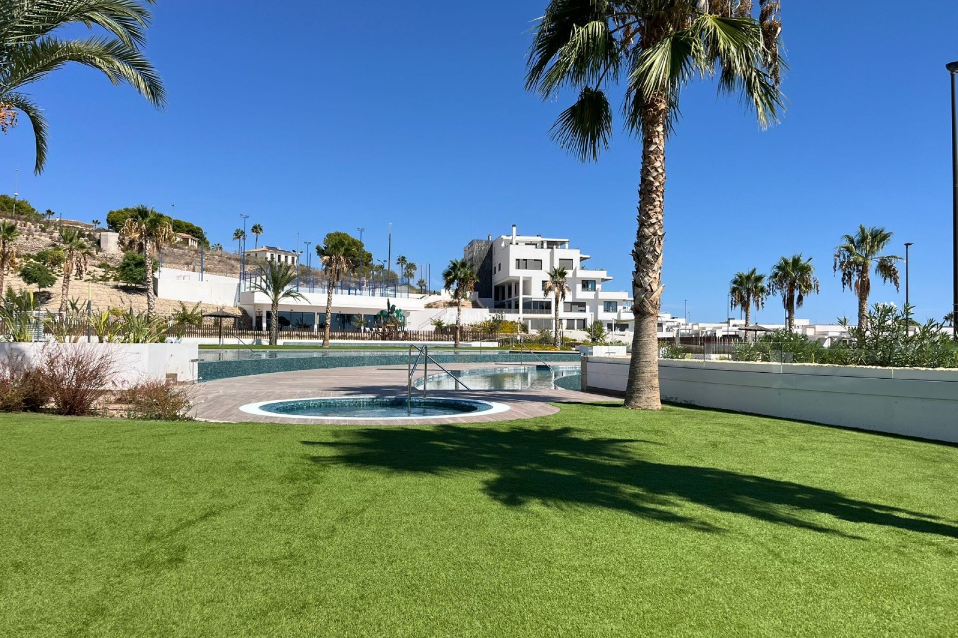 Resale - APARTMENT -
FINESTRAT