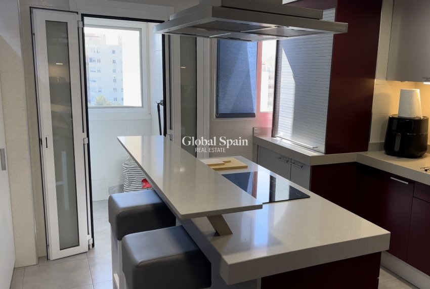 Resale - Apartment - Flat -
ALICANTE - Babel