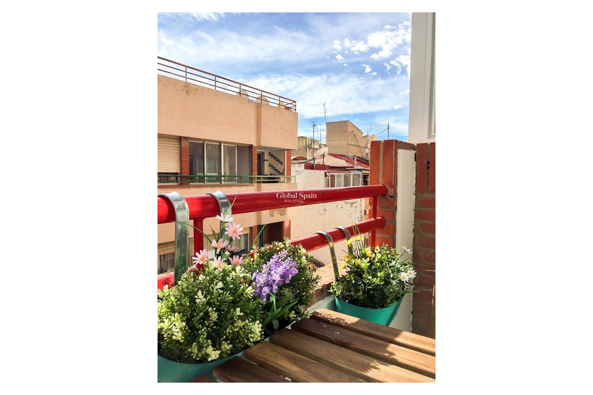 Resale - Apartment - Flat -
ALICANTE - Mercado