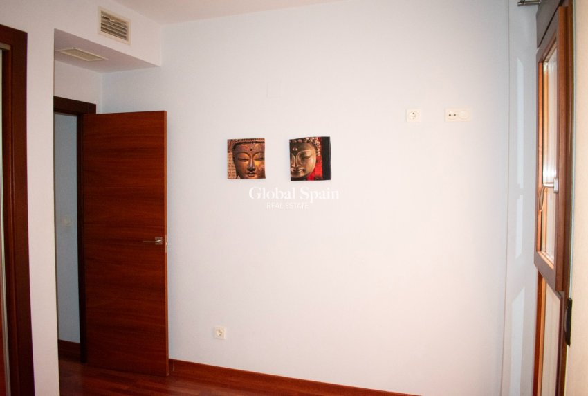 Resale - Apartment - Flat -
GUARDAMAR DEL SEGURA - Guardamar pueblo