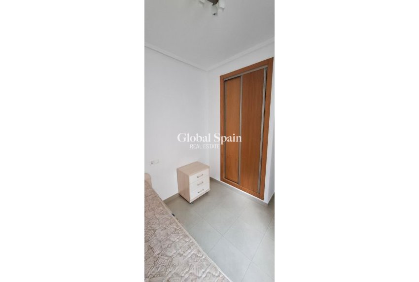 Resale - Apartment - Flat -
GUARDAMAR DEL SEGURA