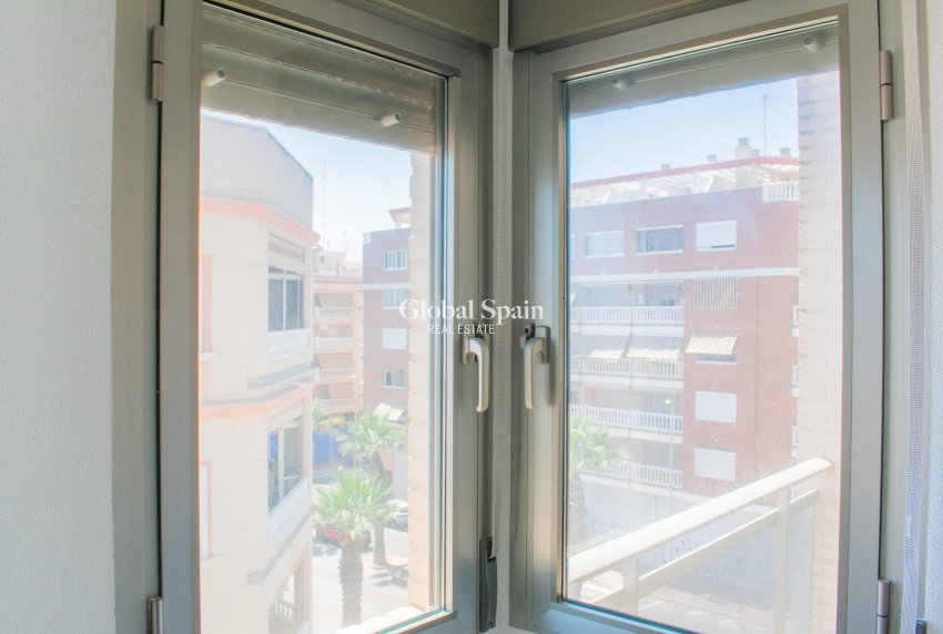 Resale - Apartment - Flat -
GUARDAMAR DEL SEGURA