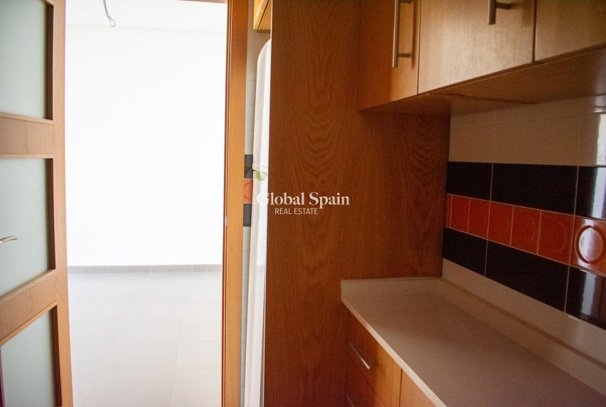 Resale - Apartment - Flat -
GUARDAMAR DEL SEGURA