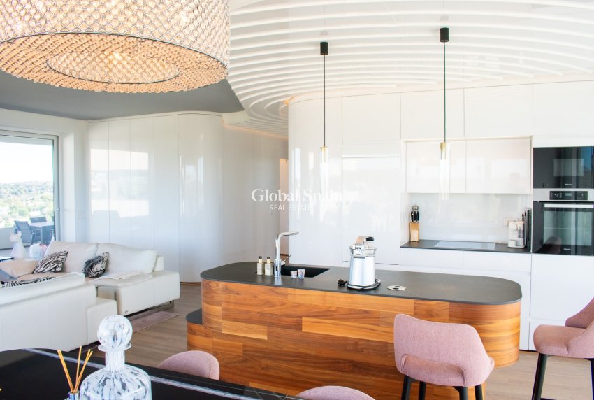 Resale - Apartment - Flat -
ORIHUELA COSTA - LAS COLINAS GOLF RESORT