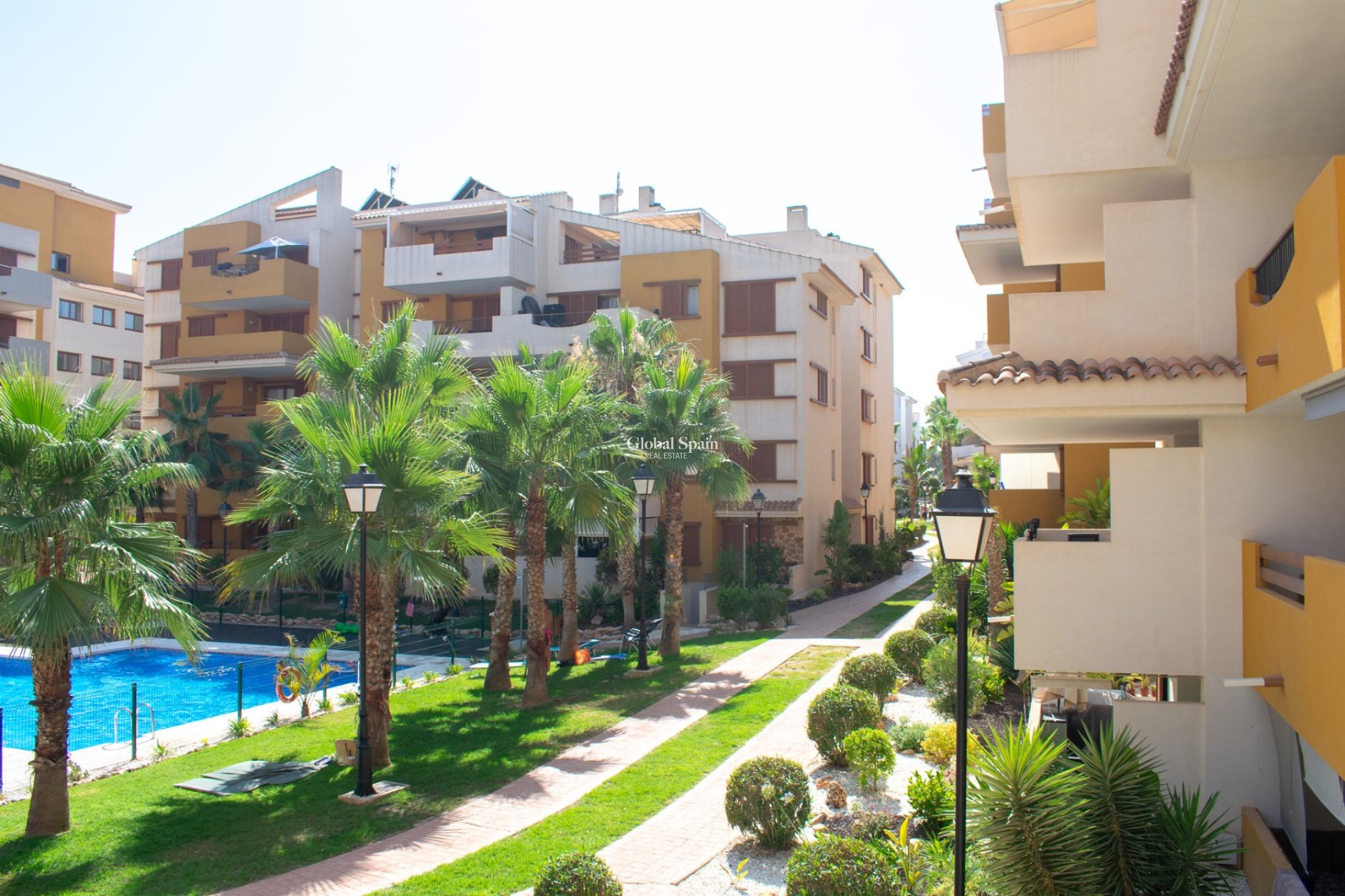 Resale - Apartment - Flat -
ORIHUELA COSTA - Punta Prima