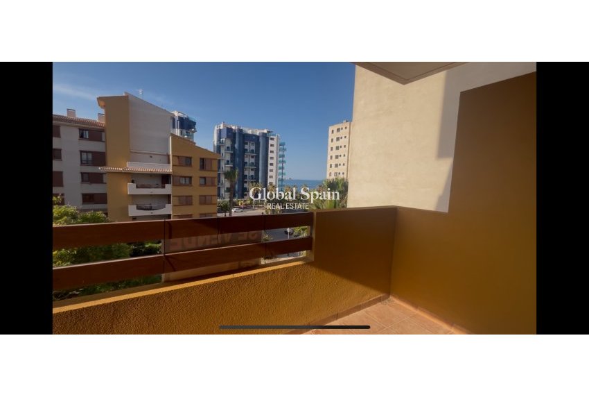 Resale - Apartment - Flat -
ORIHUELA COSTA - Punta Prima