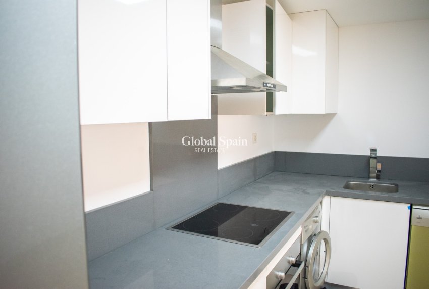 Resale - Apartment - Flat -
ORIHUELA COSTA - Punta Prima