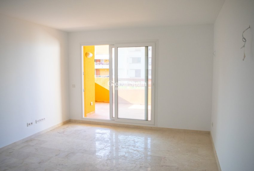 Resale - Apartment - Flat -
ORIHUELA COSTA - Punta Prima