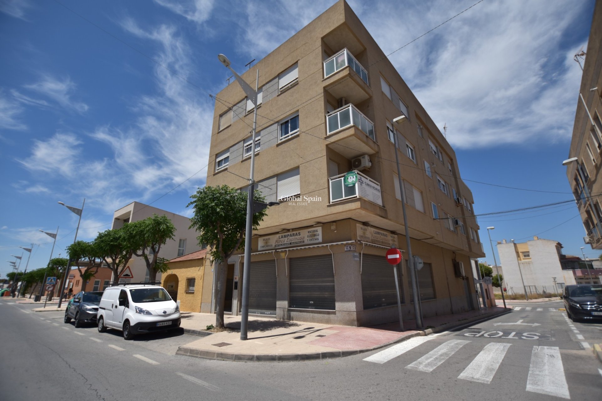 Resale - Apartment - Flat -
ROJALES