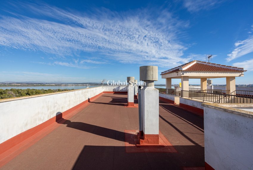 Resale - Apartment flat -
TORREVIEJA - La Siesta