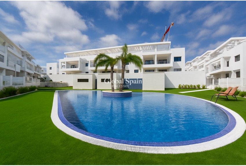 Resale - Apartment - Flat -
TORREVIEJA - LOS BALCONES - LOS ALTOS