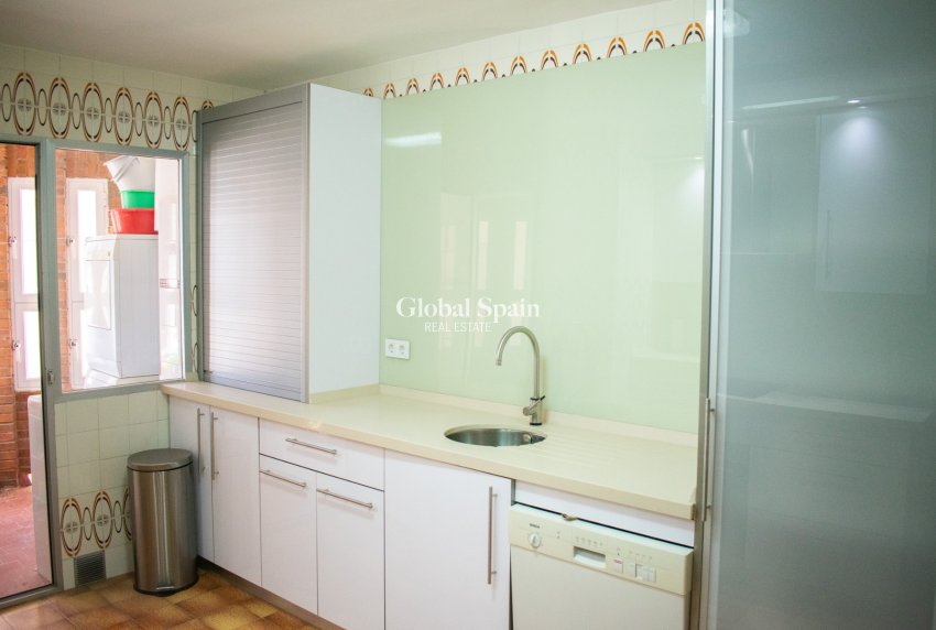 Resale - Apartment - Flat -
TORREVIEJA - Playa del Cura