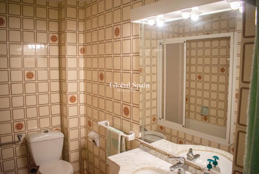 Resale - Apartment - Flat -
TORREVIEJA - Playa del Cura