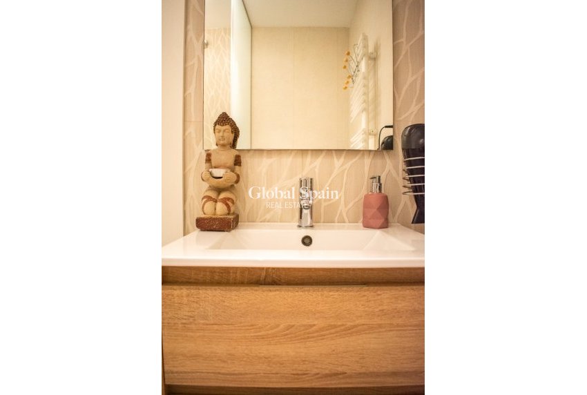 Resale - Apartment - Flat -
TORREVIEJA - Torrevieja Centro