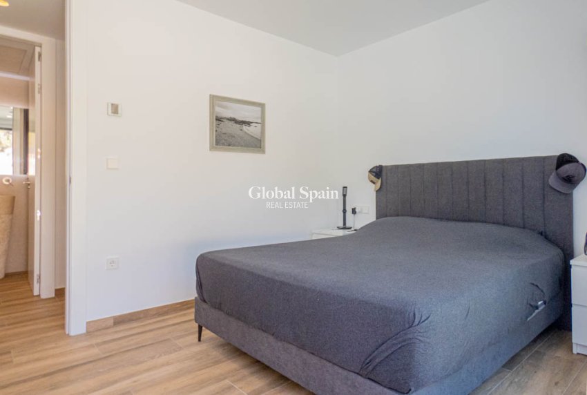 Resale - APARTMENT -
FONT DEL LLOP - Font del Llop