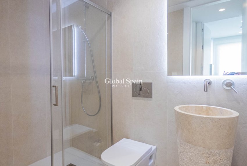 Resale - APARTMENT -
FONT DEL LLOP - Font del Llop