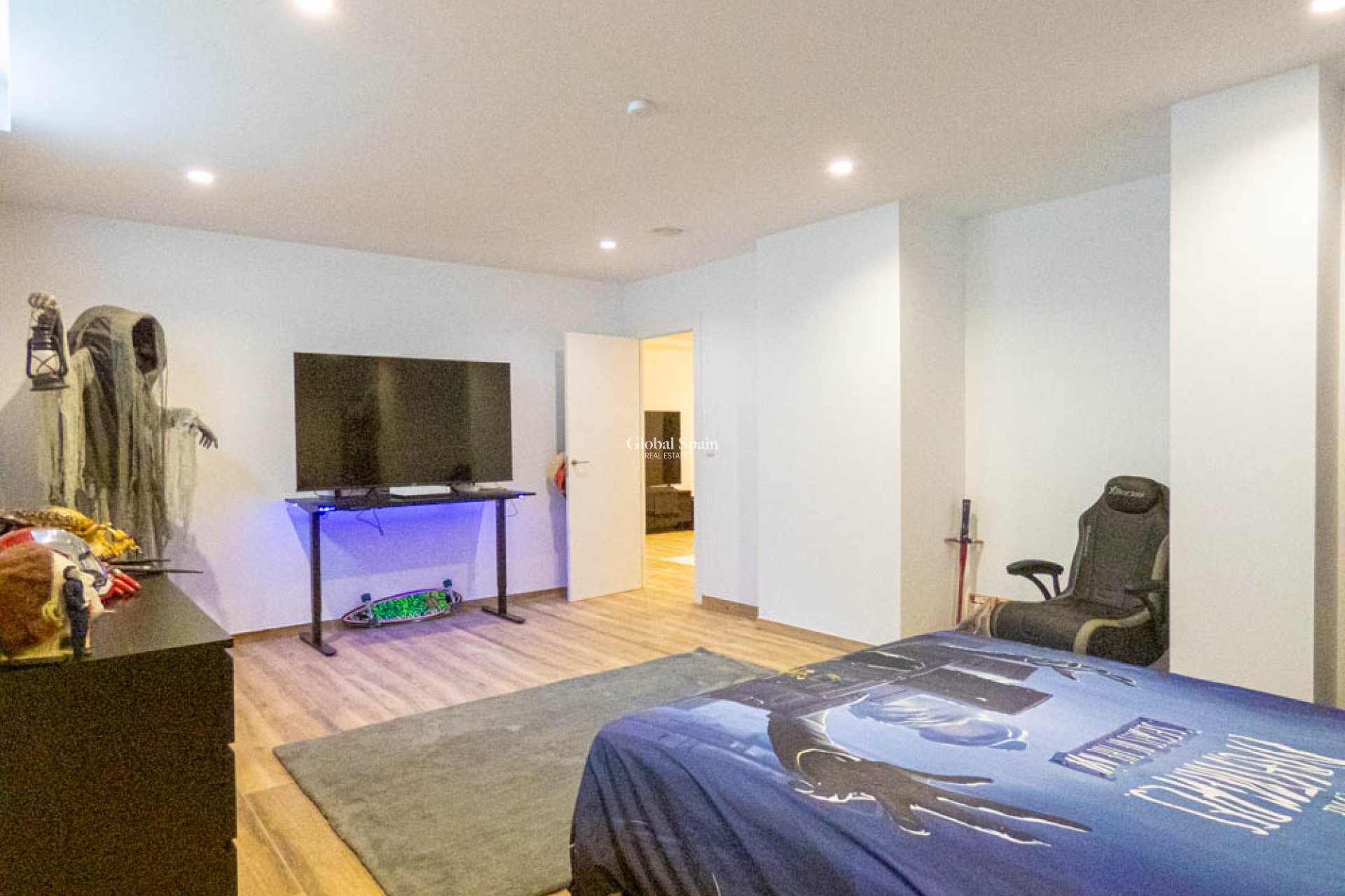 Resale - APARTMENT -
FONT DEL LLOP - Font del Llop