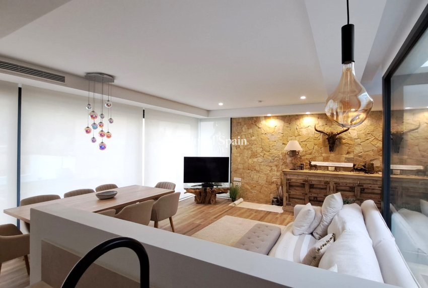 Resale - APARTMENT -
FONT DEL LLOP - Font del Llop