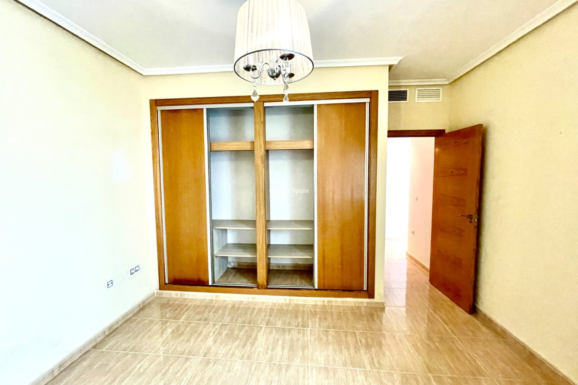 Resale - APARTMENT -
FORMENTERA DEL SEGURA - Costa Blanca