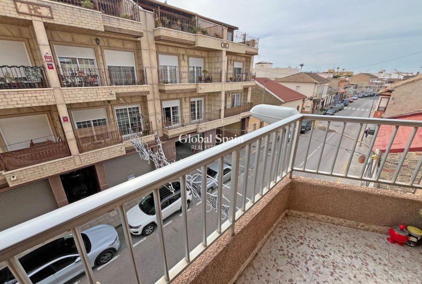 Resale - APARTMENT -
FORMENTERA DEL SEGURA - Palacios