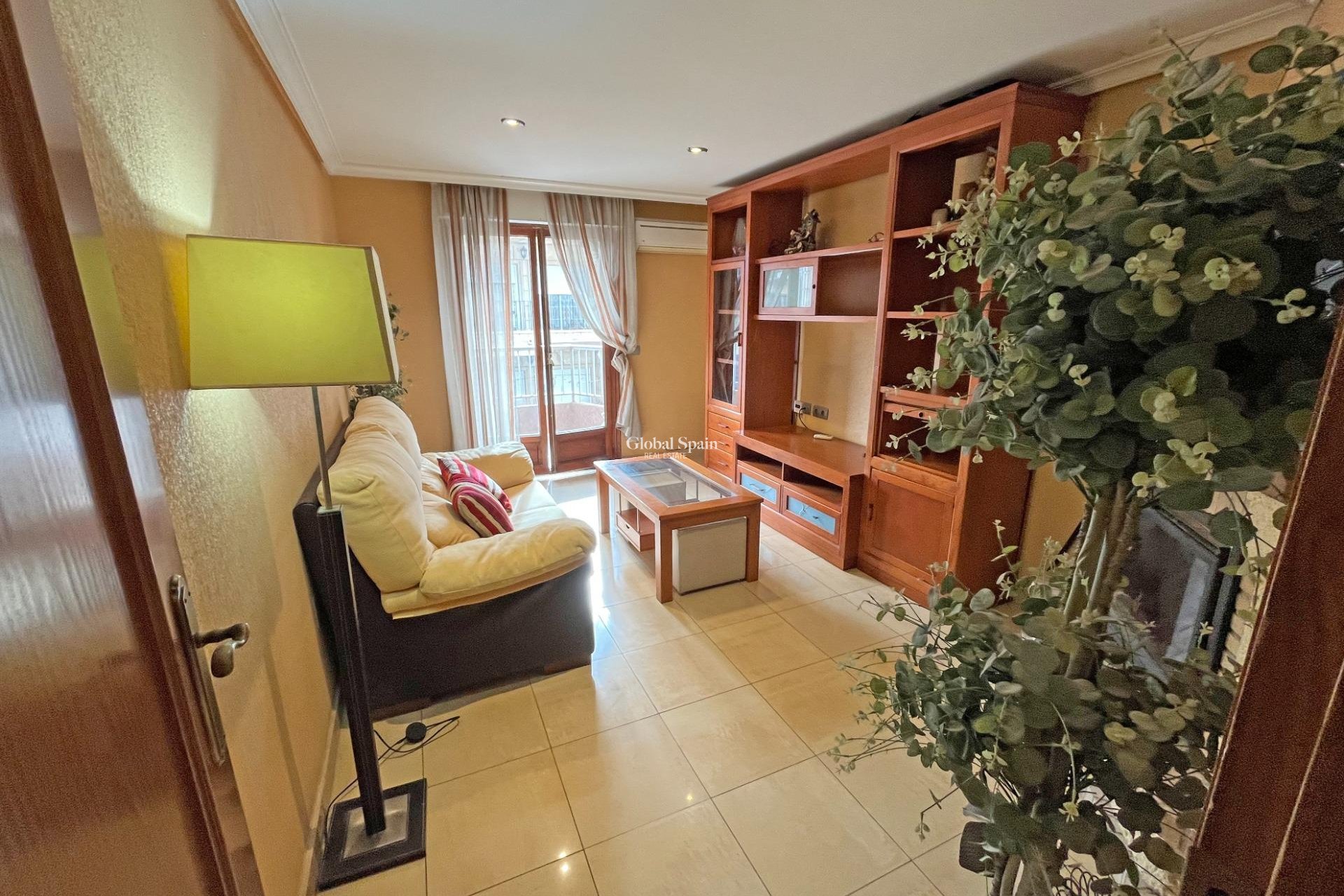 Resale - APARTMENT -
FORMENTERA DEL SEGURA - Palacios