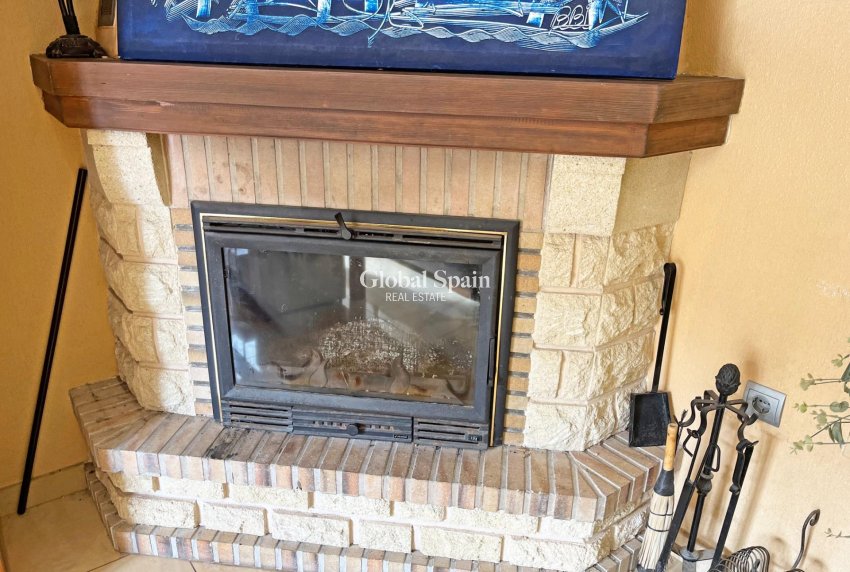 Resale - APARTMENT -
FORMENTERA DEL SEGURA - Palacios