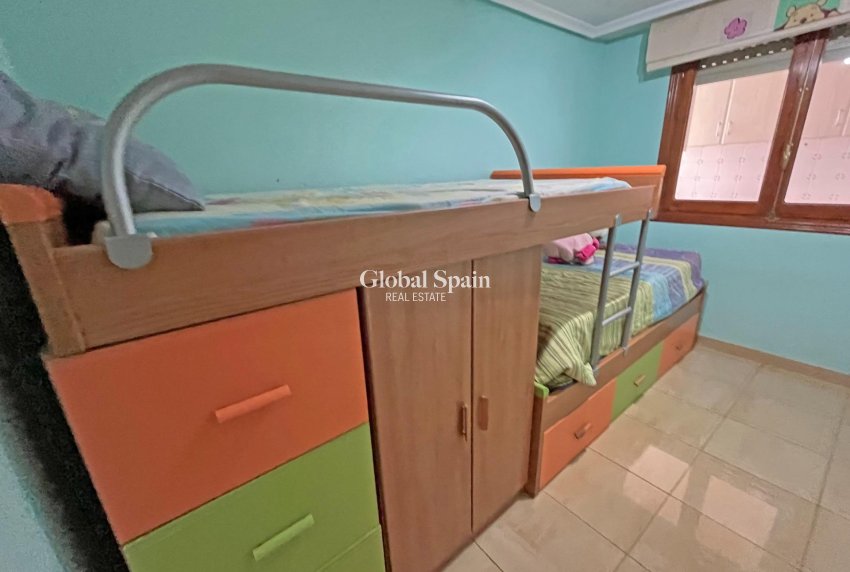 Resale - APARTMENT -
FORMENTERA DEL SEGURA - Palacios