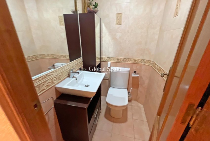 Resale - APARTMENT -
FORMENTERA DEL SEGURA - Palacios