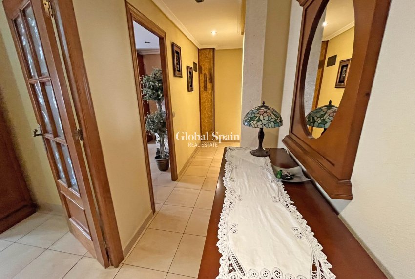 Resale - APARTMENT -
FORMENTERA DEL SEGURA - Palacios