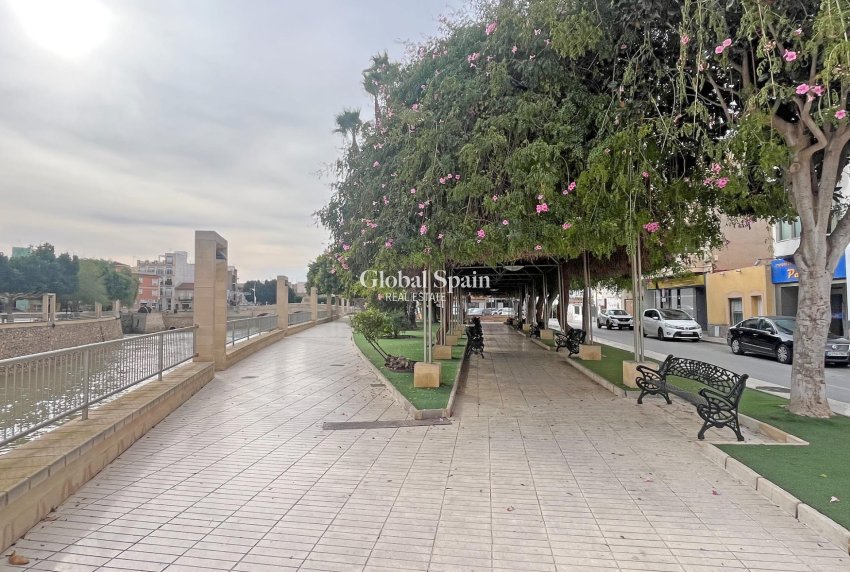 Resale - APARTMENT -
FORMENTERA DEL SEGURA - Palacios