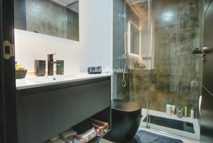 Resale - APARTMENT -
Formentera del Segura - Pueblo 5