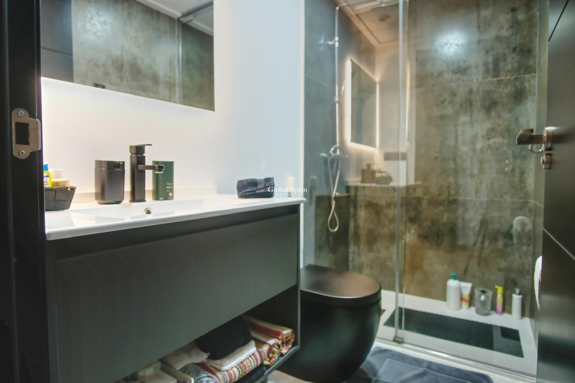 Resale - APARTMENT -
Formentera del Segura - Pueblo 5