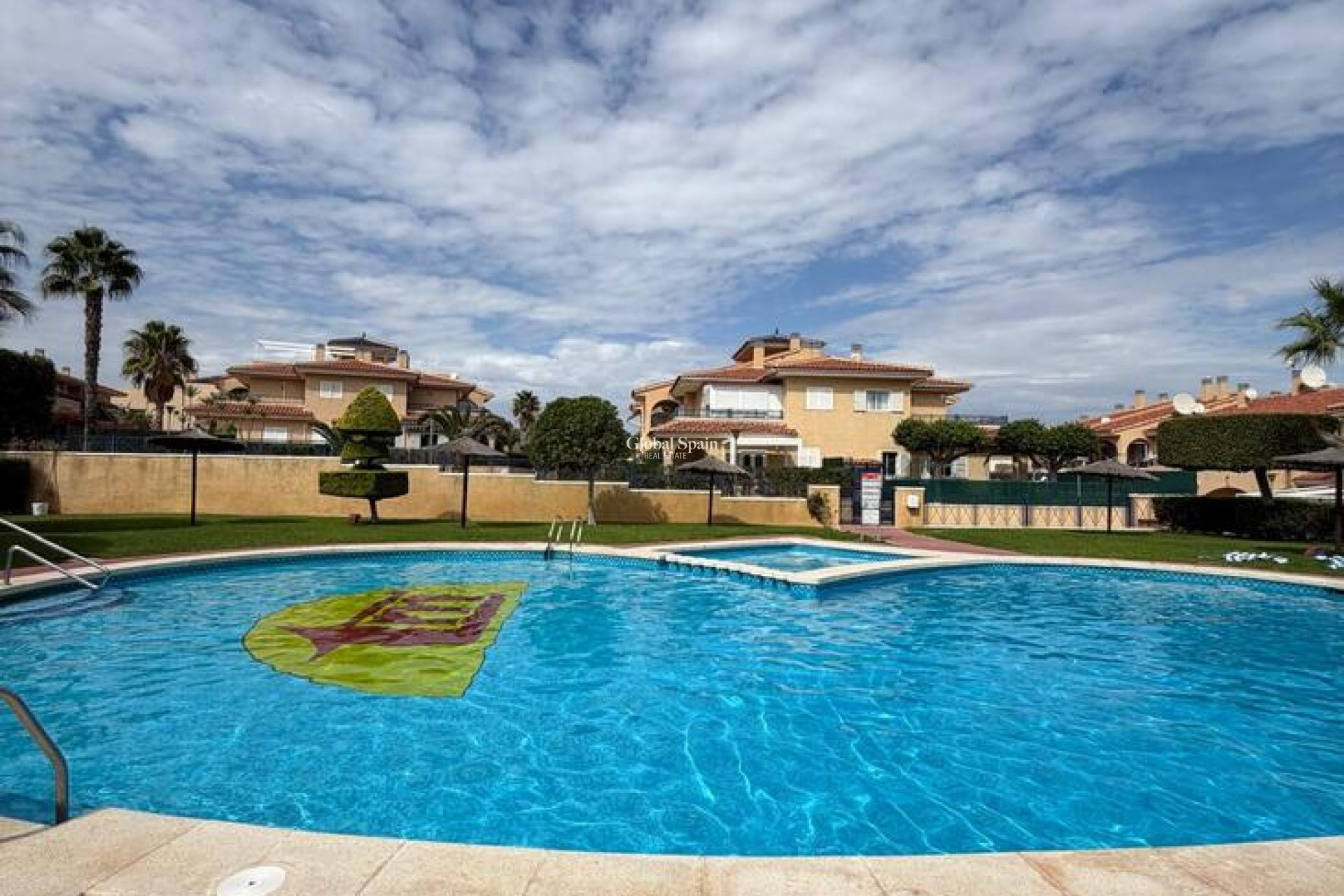 Resale - APARTMENT -
GRAN ALACANT - Costa Blanca