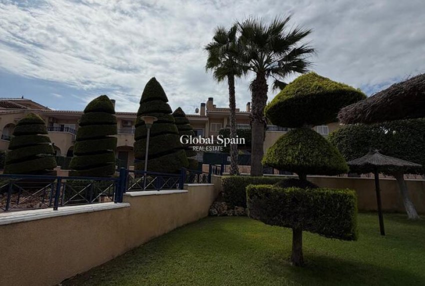 Resale - APARTMENT -
GRAN ALACANT - Costa Blanca