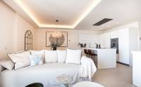 Resale - Apartment - Ground Floor Apartment - Estepona - Costa del Sol