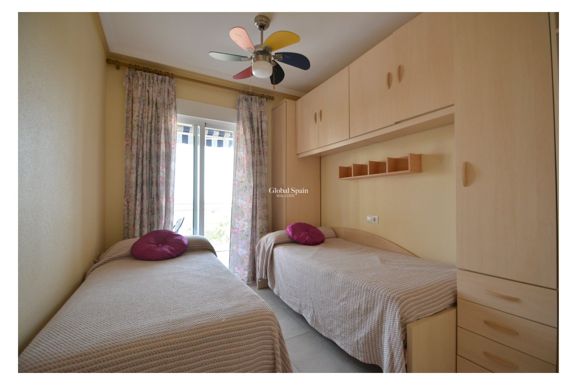 Resale - APARTMENT -
GUARDAMAR DEL SEGURA - Costa Blanca