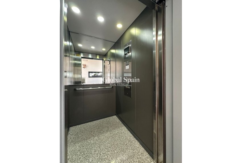 Resale - APARTMENT -
GUARDAMAR DEL SEGURA - Costa Blanca