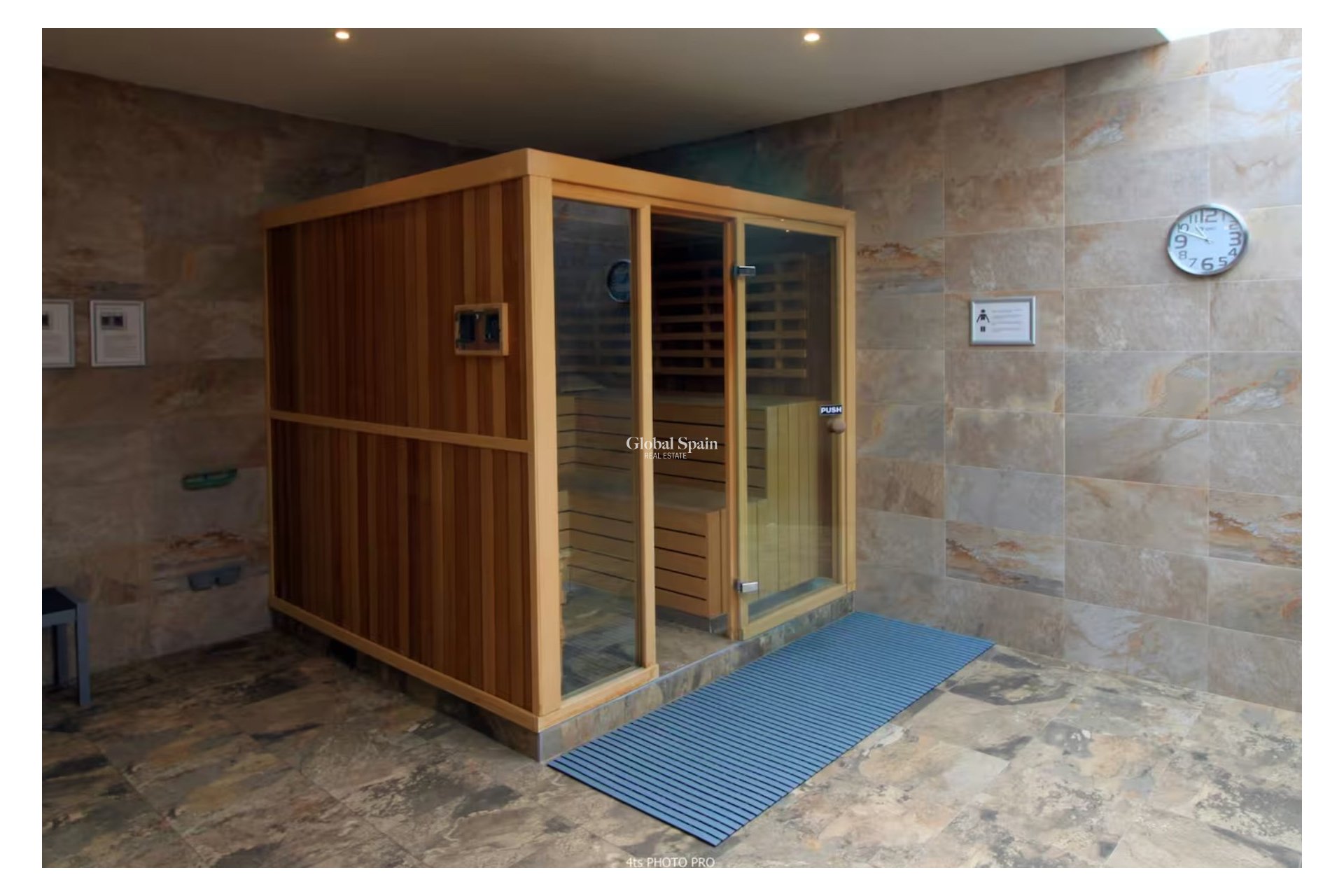 Resale - APARTMENT -
GUARDAMAR DEL SEGURA - Costa Blanca