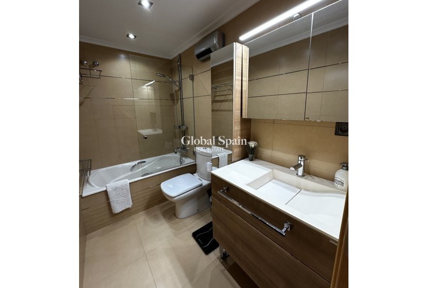 Resale - APARTMENT -
GUARDAMAR DEL SEGURA - Costa Blanca