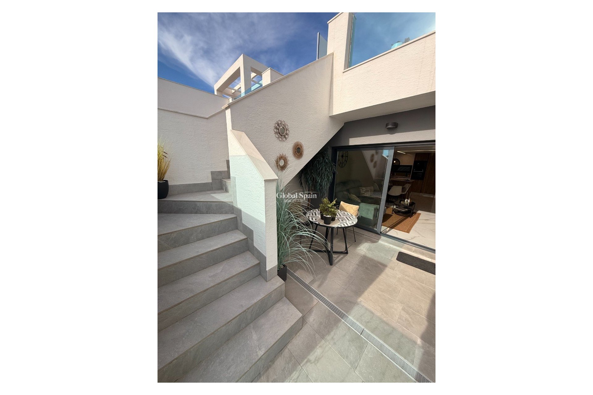 Resale - APARTMENT -
GUARDAMAR DEL SEGURA - Costa Blanca