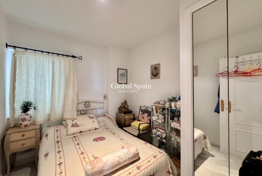 Resale - APARTMENT -
GUARDAMAR DEL SEGURA - Costa Blanca