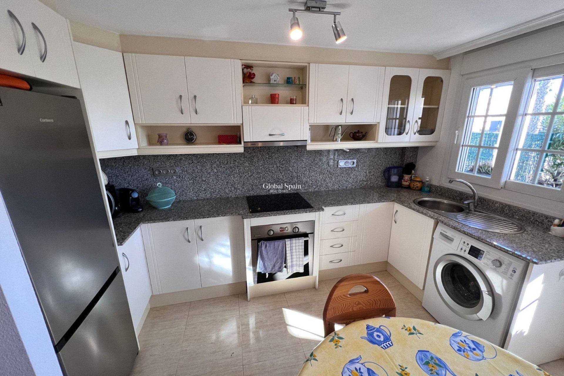 Resale - APARTMENT -
GUARDAMAR DEL SEGURA - Costa Blanca